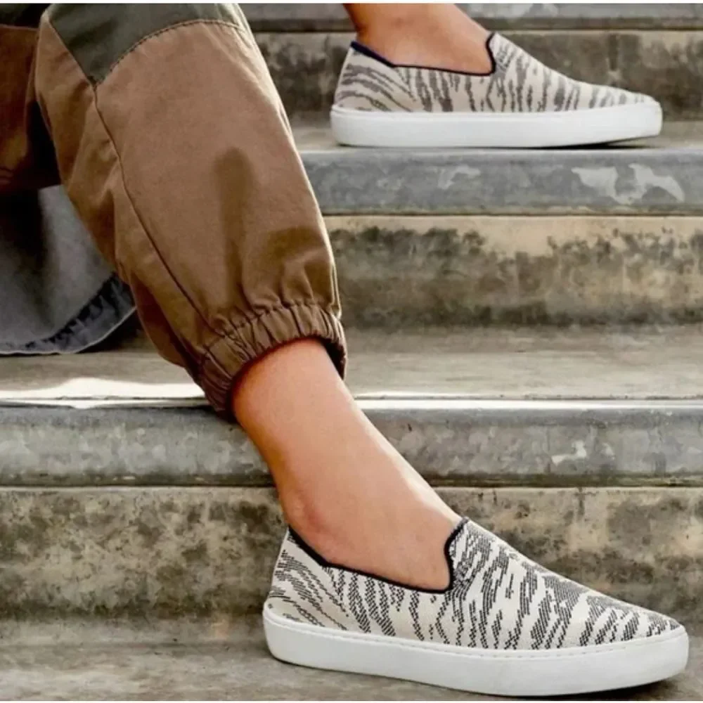 Rothy’s Maritime Tiger Sneaker Stripe Slip On Retired Shoes White Gray 11.5